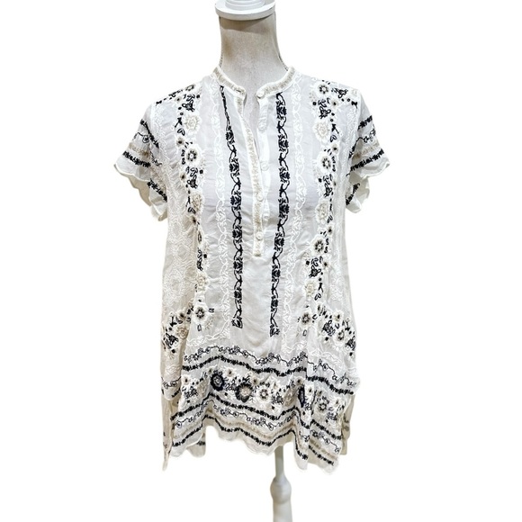 Johnny Was Black, tan,White Embroidered Short Sleeve Blouse scalloped edge small - Picture 1 of 12